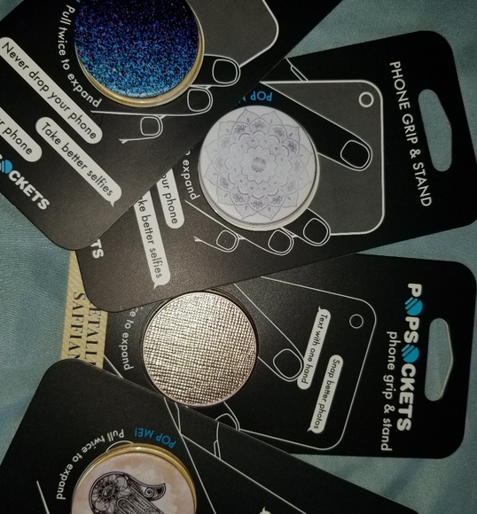 Popsockets - Picture 2 of 2